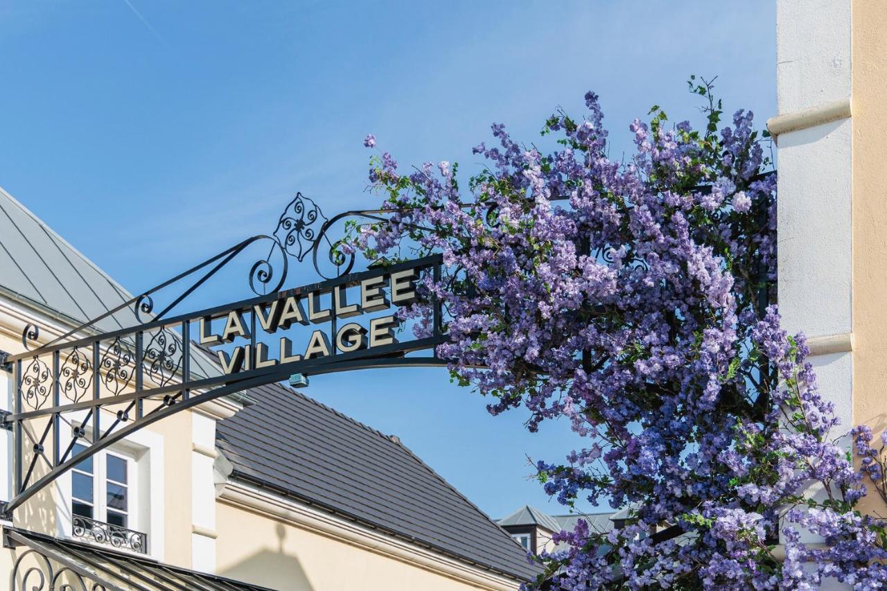 Appt 4p, Parking, Direct, Vallee Village Apartment *